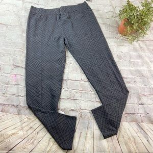 Cheryl Nash Leggings Black Houndstooth Print